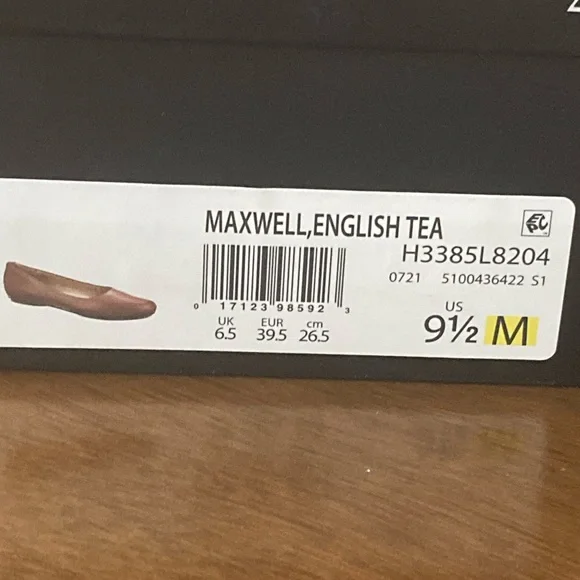 New in the box, Naturalizer Flats, Size 9.5 - Picture 4 of 4